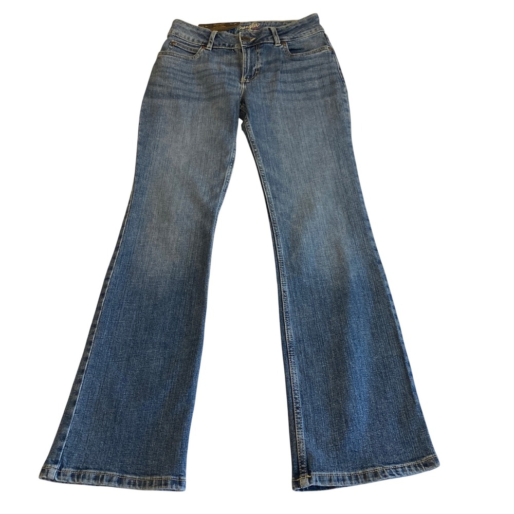 NEW Wrangler Retro Jeans Women 3x32 (Fit 29x31) Mae Mid Rise Boot Cut Denim NWT - Picture 1 of 16